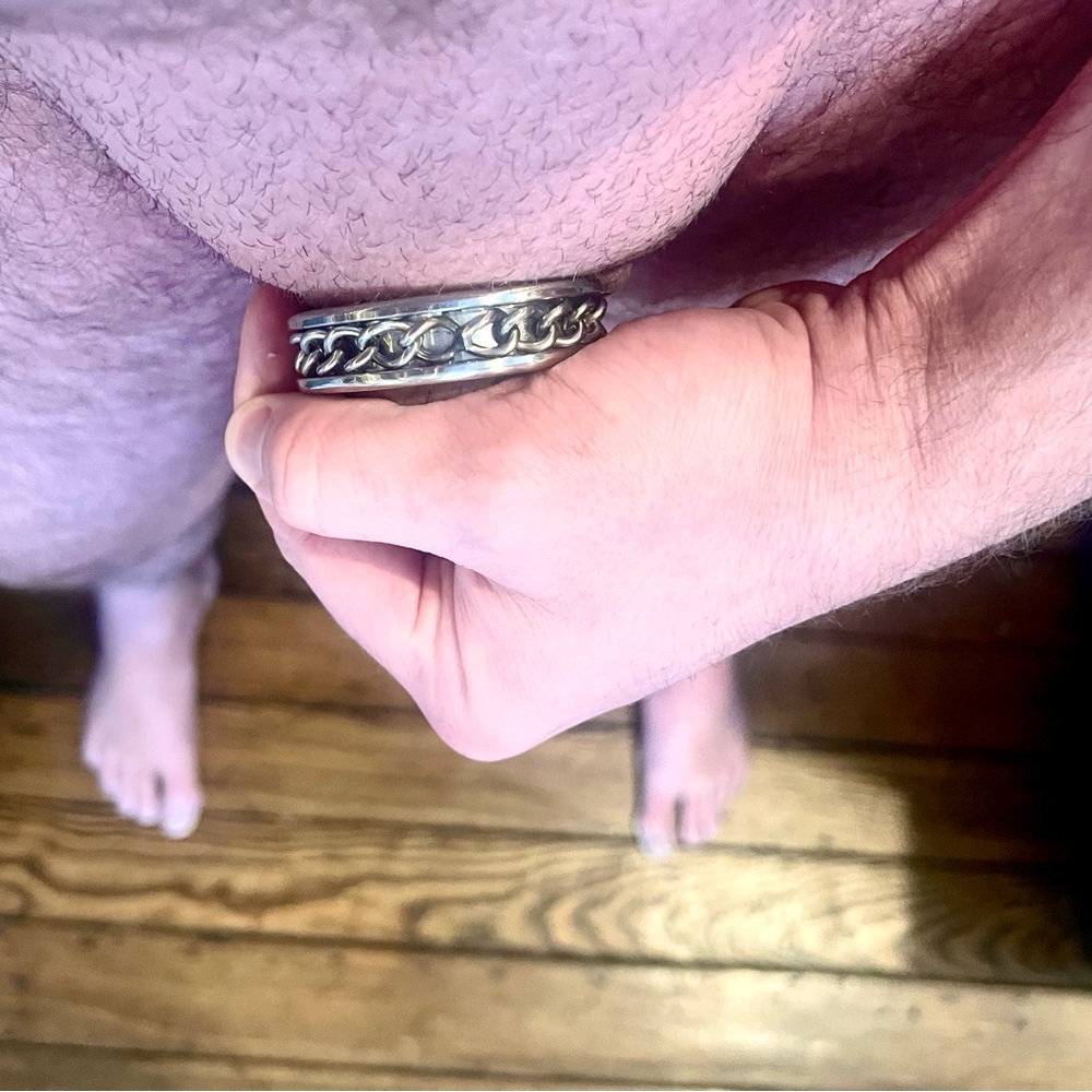 User chain link steel c-ring or b-weight.